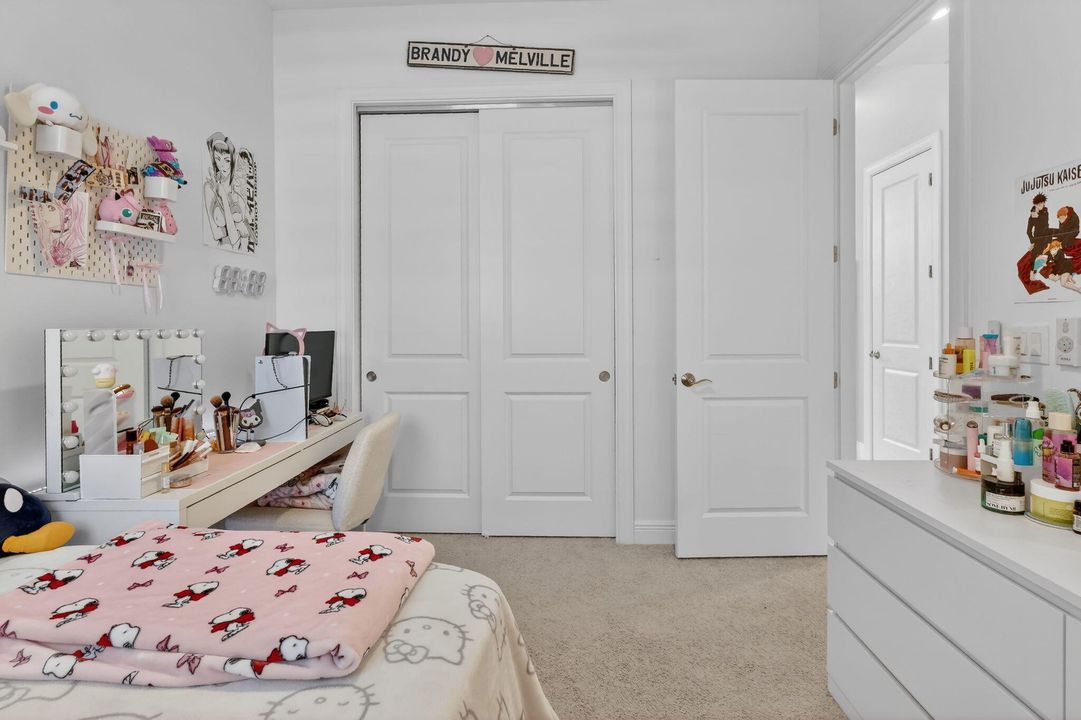 На продажу: $500,000 (3 спален, 2 ванн, 1724 Квадратных фут)