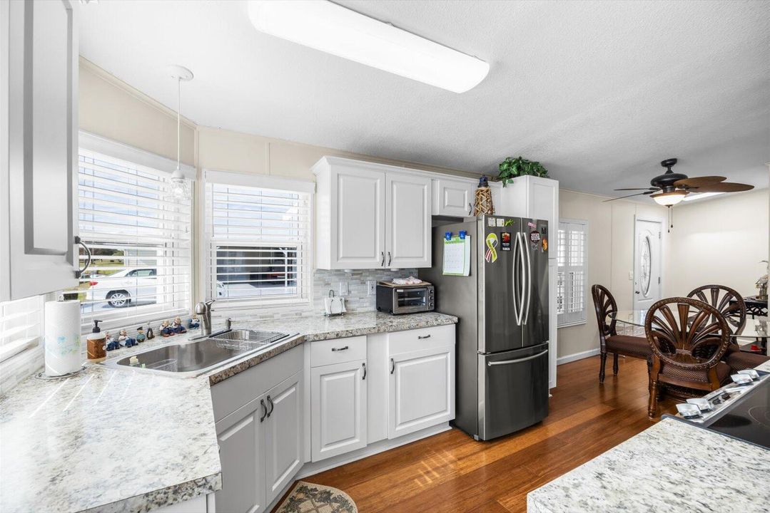 En Venta: $249,000 (2 camas, 2 baños, 1221 Pies cuadrados)