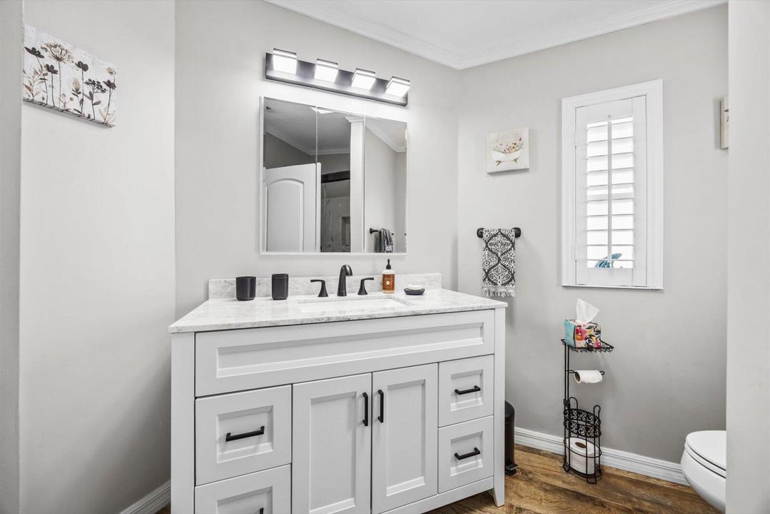 En Venta: $249,000 (2 camas, 2 baños, 1221 Pies cuadrados)