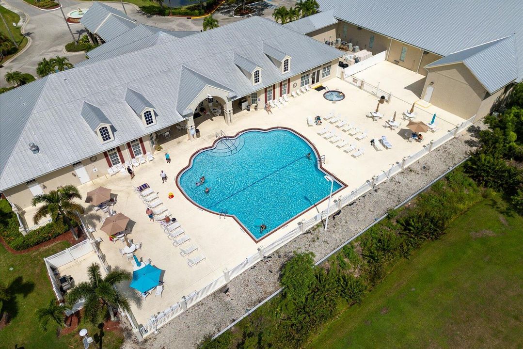 En Venta: $249,000 (2 camas, 2 baños, 1221 Pies cuadrados)