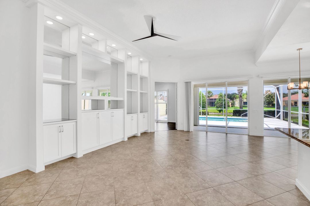 На продажу: $549,000 (3 спален, 2 ванн, 2018 Квадратных фут)