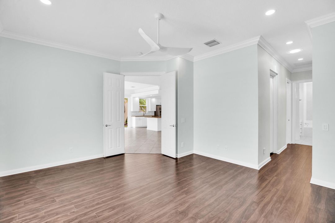 На продажу: $549,000 (3 спален, 2 ванн, 2018 Квадратных фут)