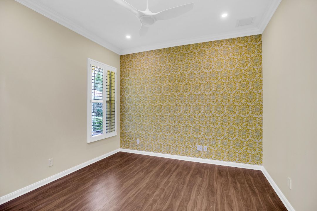 На продажу: $549,000 (3 спален, 2 ванн, 2018 Квадратных фут)