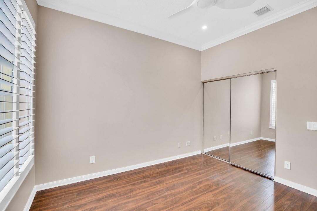 На продажу: $549,000 (3 спален, 2 ванн, 2018 Квадратных фут)