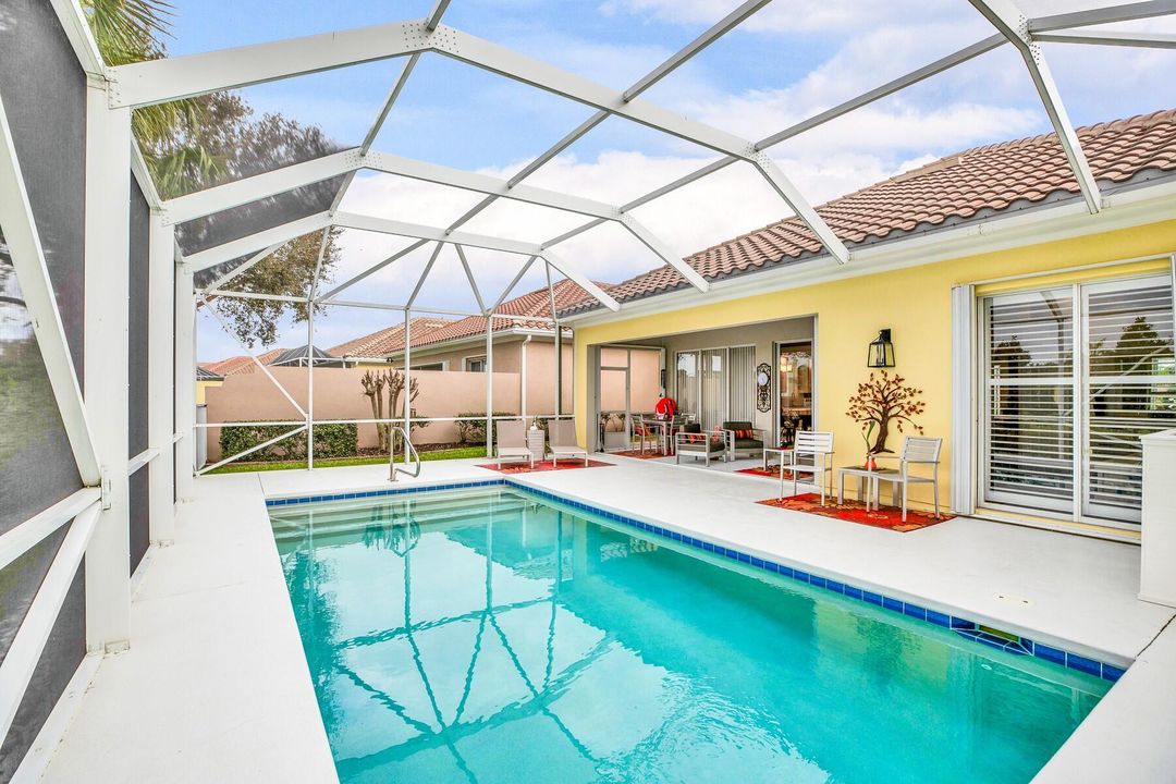 На продажу: $549,000 (3 спален, 2 ванн, 2018 Квадратных фут)