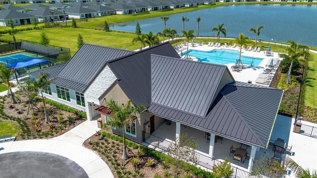 出租: $3,525 (4 贝兹, 3 浴室, 2492 平方英尺)