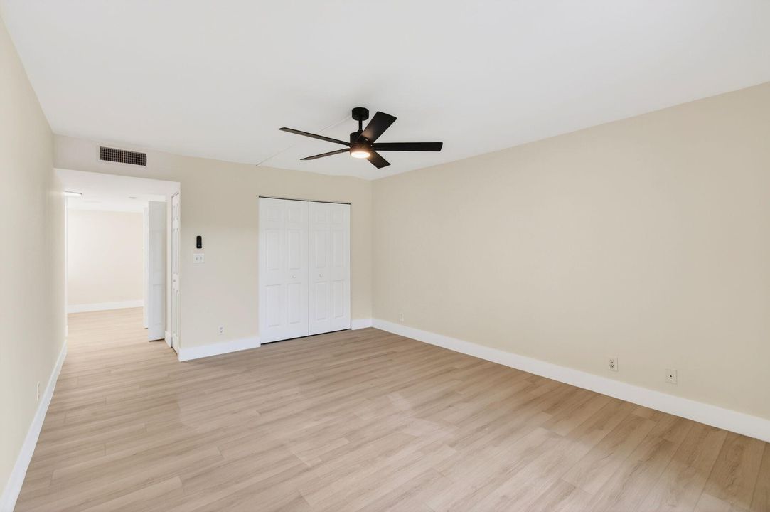 出租: $2,800 (2 贝兹, 2 浴室, 1254 平方英尺)