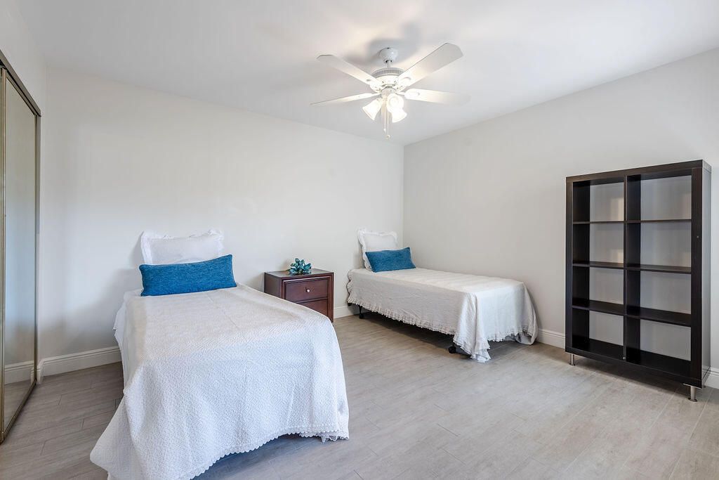 En Venta: $199,000 (2 camas, 2 baños, 1311 Pies cuadrados)