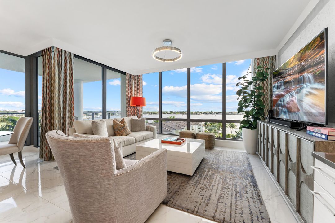 En Venta: $1,900,000 (2 camas, 2 baños, 1728 Pies cuadrados)