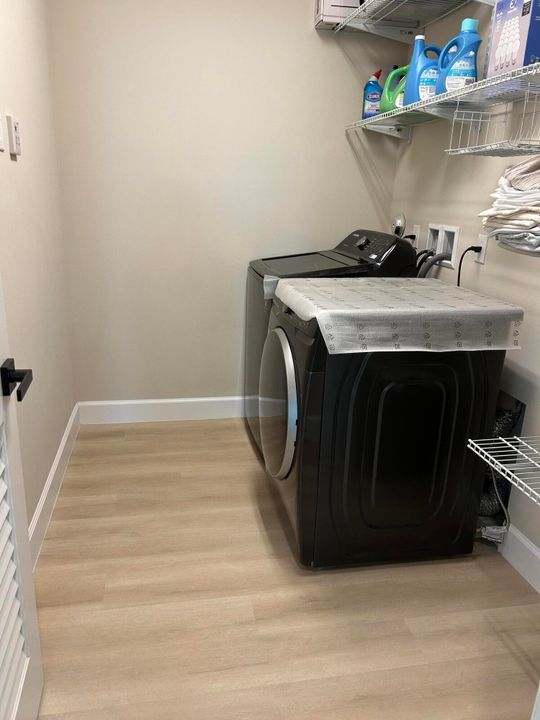 На продажу: $965,000 (5 спален, 4 ванн, 3085 Квадратных фут)