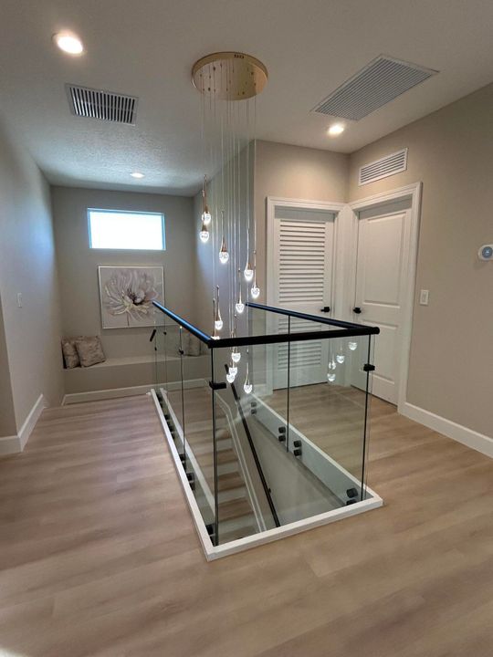 На продажу: $965,000 (5 спален, 4 ванн, 3085 Квадратных фут)