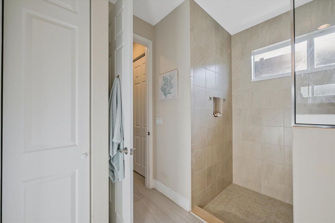 En Venta: $517,000 (2 camas, 2 baños, 1895 Pies cuadrados)