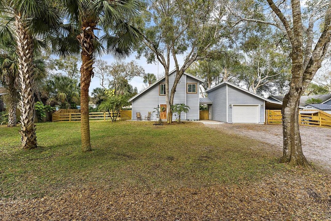 На продажу: $379,900 (3 спален, 2 ванн, 1442 Квадратных фут)