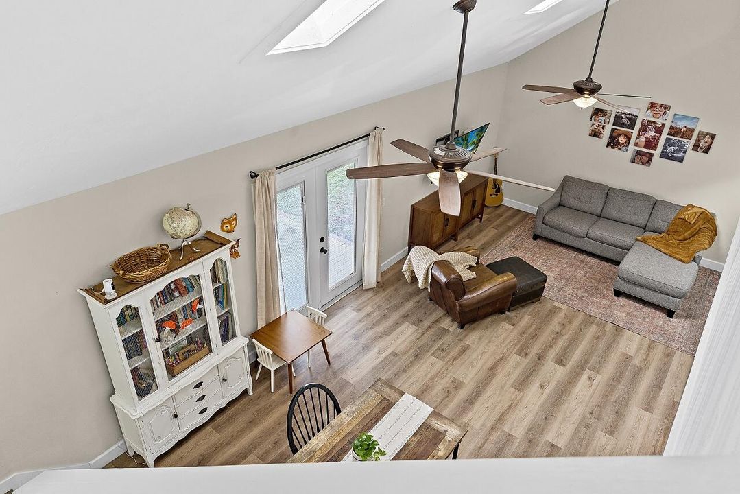 На продажу: $379,900 (3 спален, 2 ванн, 1442 Квадратных фут)