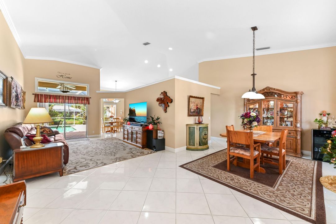 For Sale: $739,900 (4 beds, 3 baths, 2301 Square Feet)