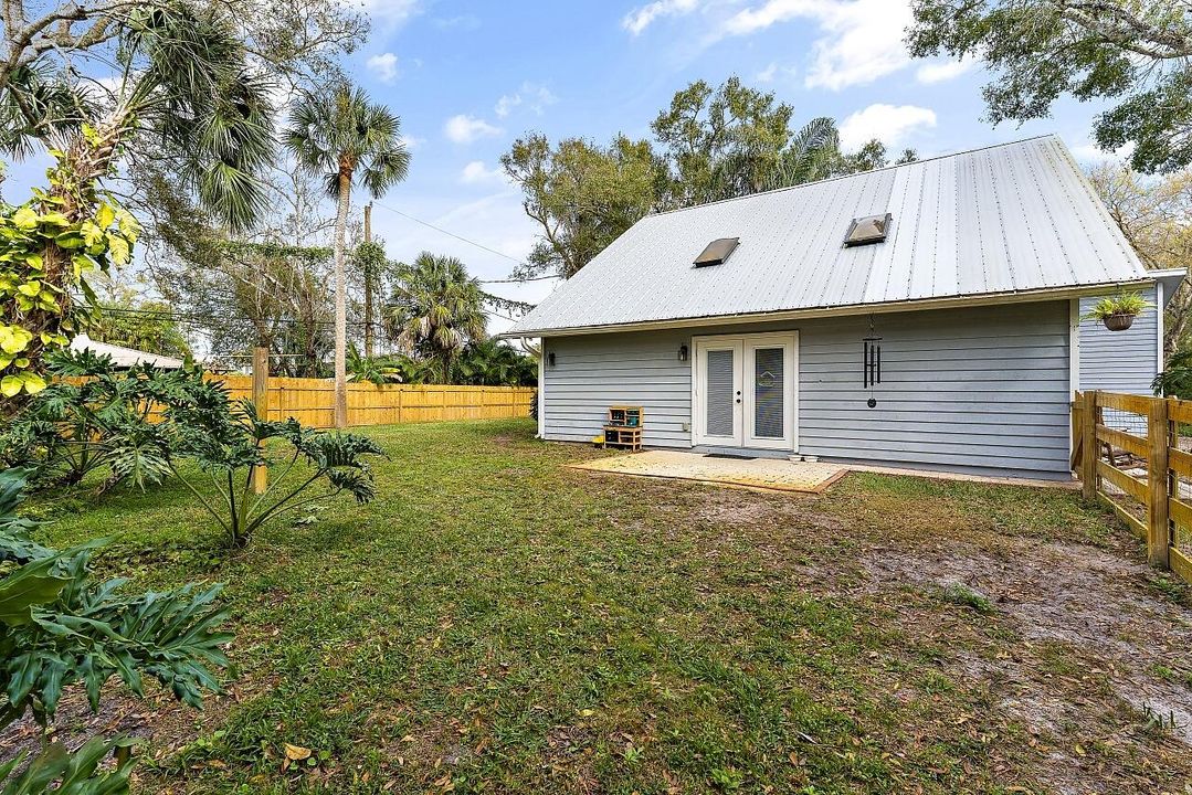 На продажу: $379,900 (3 спален, 2 ванн, 1442 Квадратных фут)