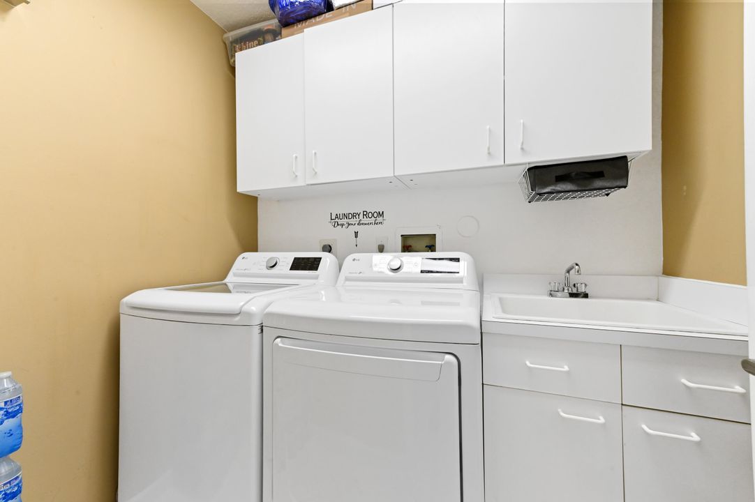 For Sale: $739,900 (4 beds, 3 baths, 2301 Square Feet)