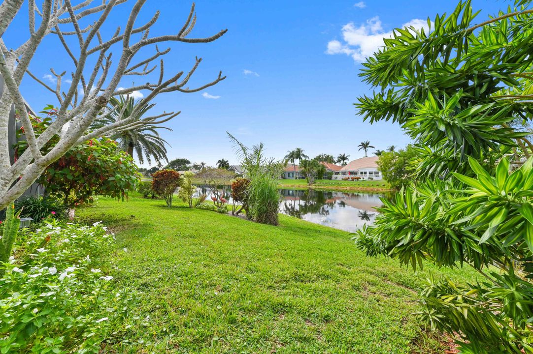 For Sale: $739,900 (4 beds, 3 baths, 2301 Square Feet)