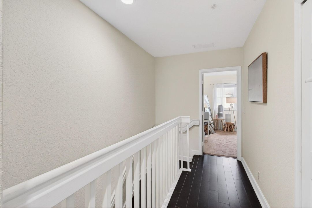 出租: $3,000 (3 贝兹, 2 浴室, 1554 平方英尺)