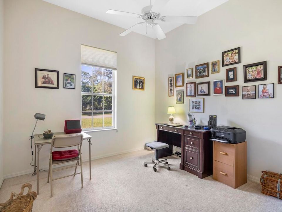 En Venta: $499,000 (3 camas, 3 baños, 2110 Pies cuadrados)