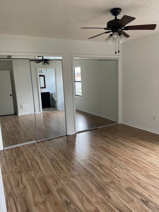 For Rent: $3,200 (4 beds, 2 baths, 1600 Square Feet)