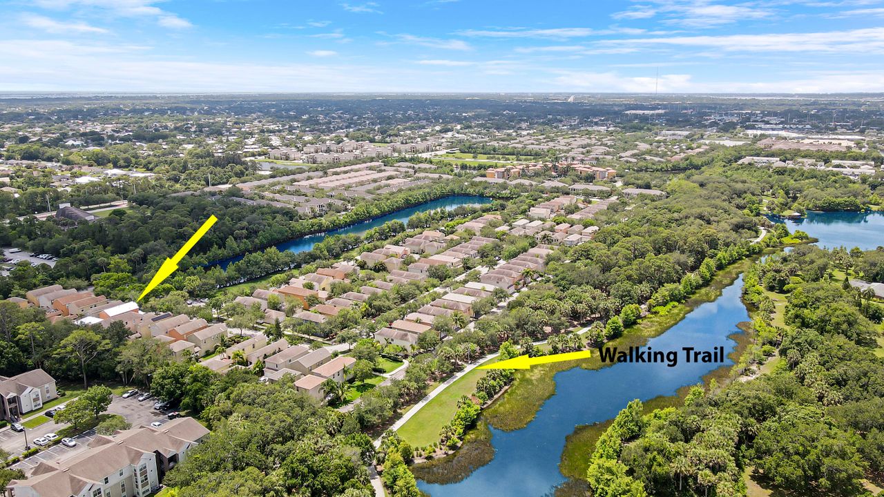 En Venta: $369,000 (4 camas, 3 baños, 2160 Pies cuadrados)