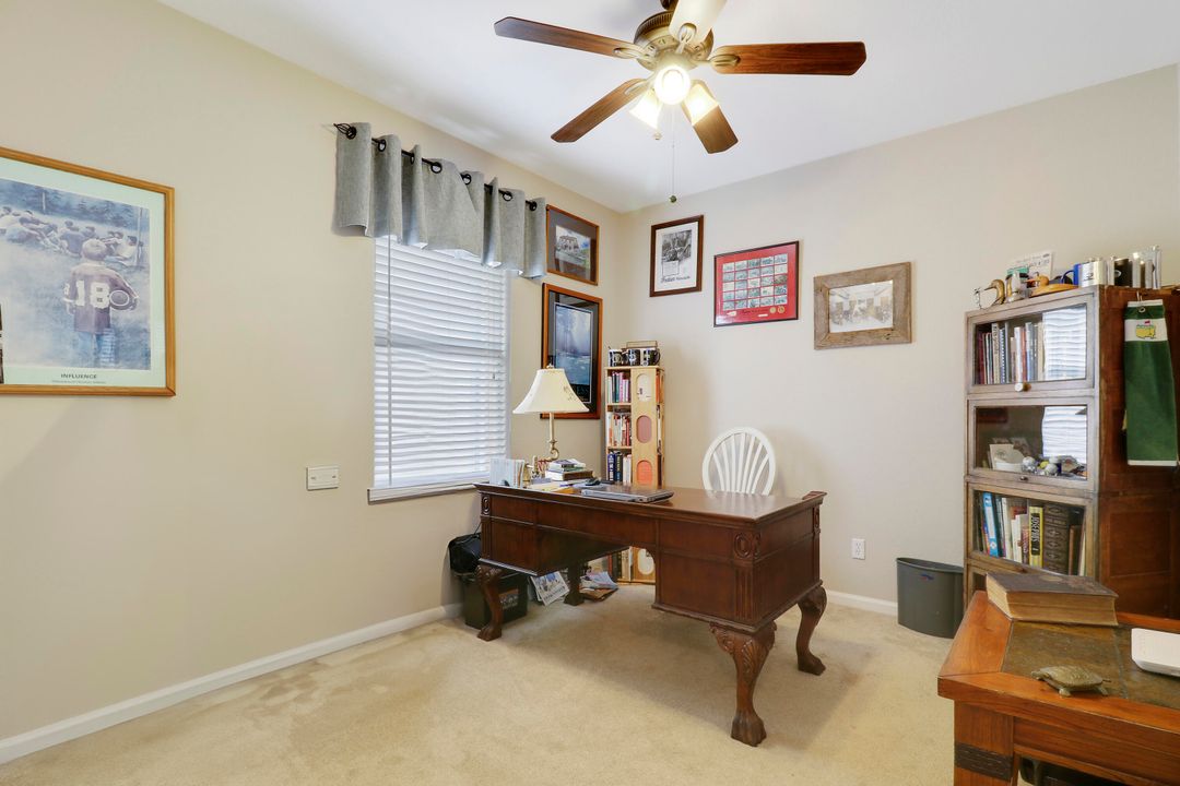 En Venta: $369,000 (4 camas, 3 baños, 2160 Pies cuadrados)