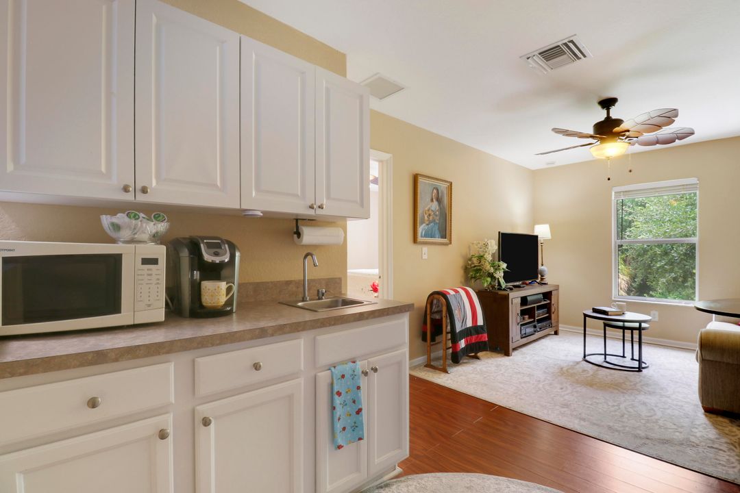 En Venta: $369,000 (4 camas, 3 baños, 2160 Pies cuadrados)