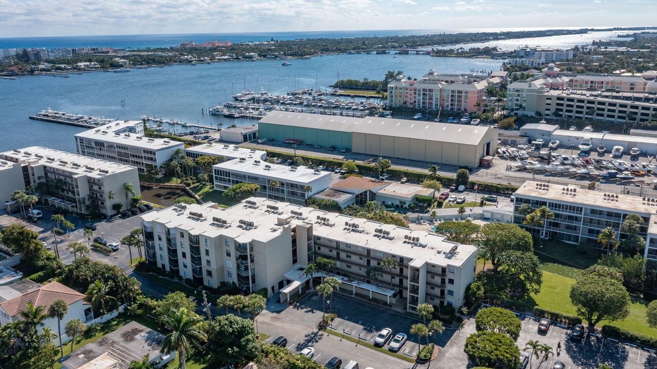 En Venta: $199,900 (2 camas, 2 baños, 1030 Pies cuadrados)