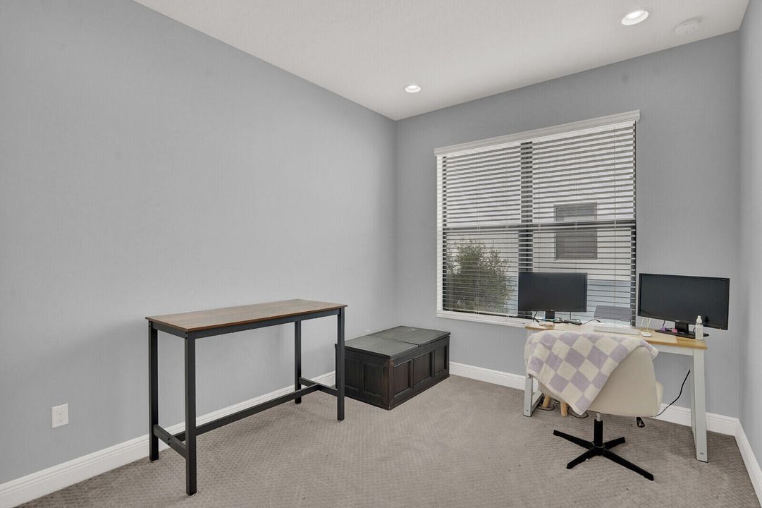 На продажу: $580,000 (3 спален, 2 ванн, 1744 Квадратных фут)