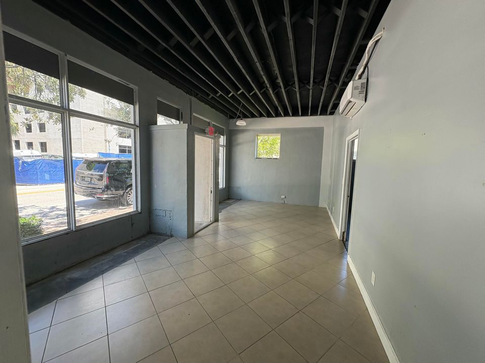 En Venta: $4,000 (0 camas, 0 baños, 1982 Pies cuadrados)