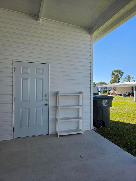 For Sale: $115,000 (2 beds, 2 baths, 1200 Square Feet)