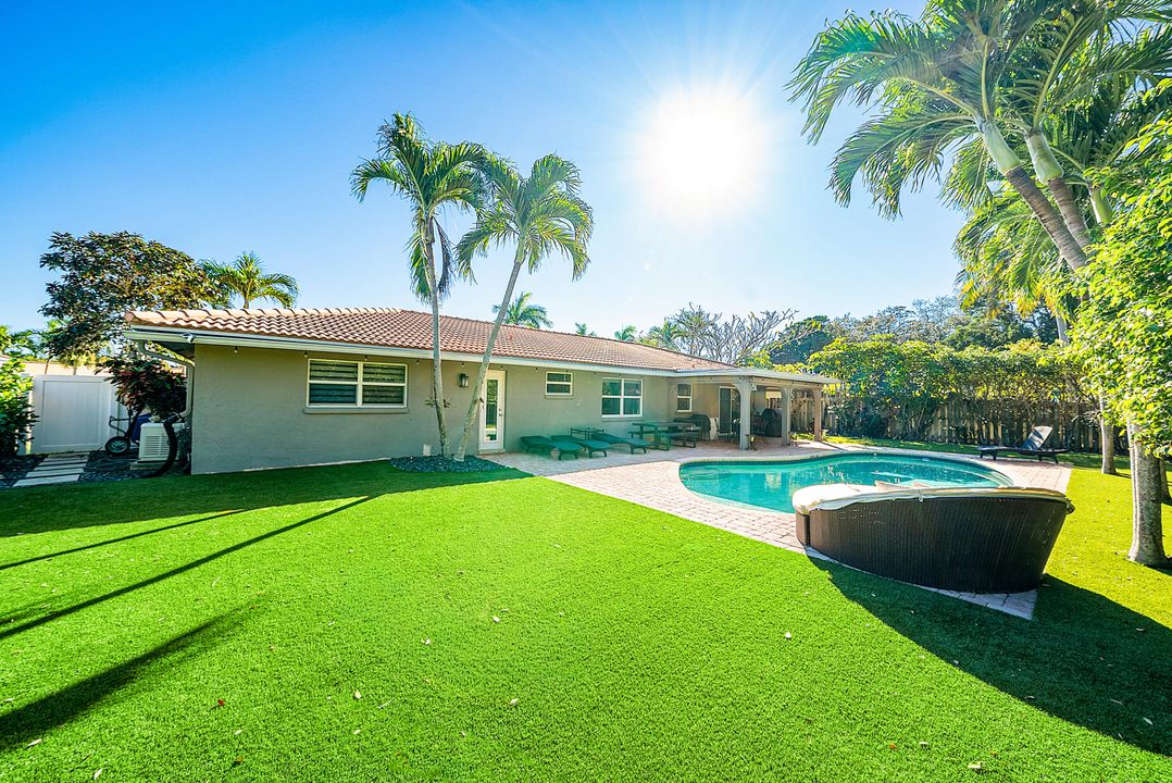 En Venta: $929,000 (3 camas, 2 baños, 1540 Pies cuadrados)