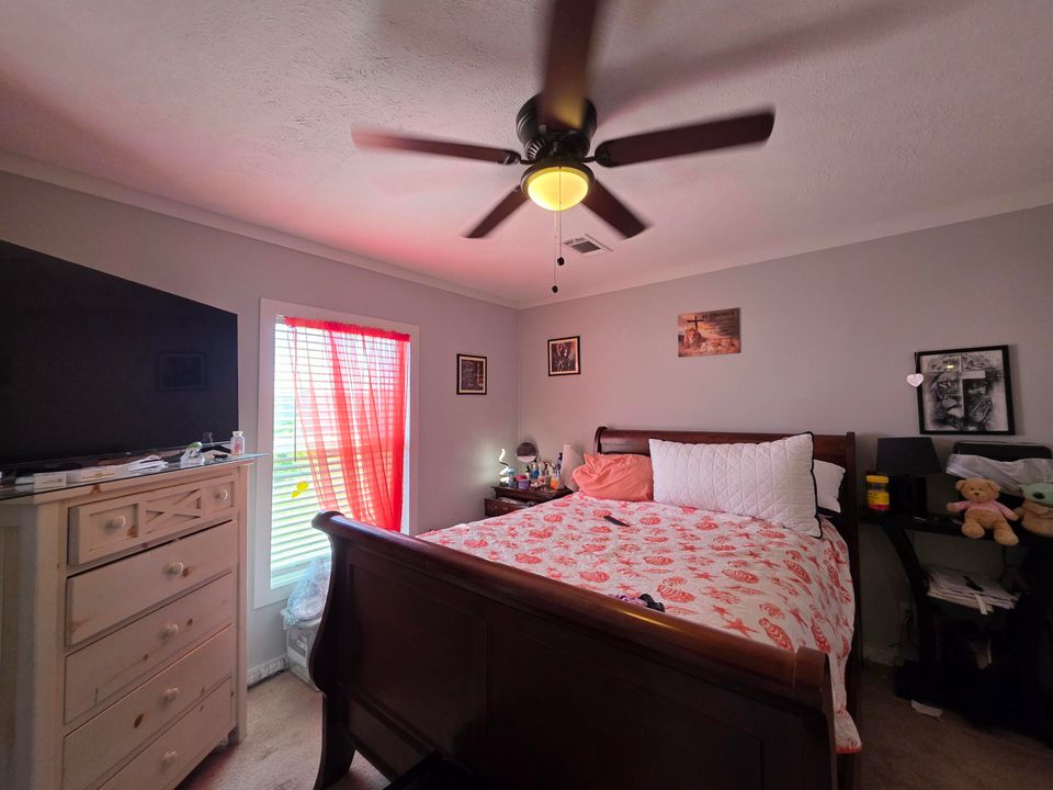For Sale: $115,000 (2 beds, 2 baths, 1200 Square Feet)