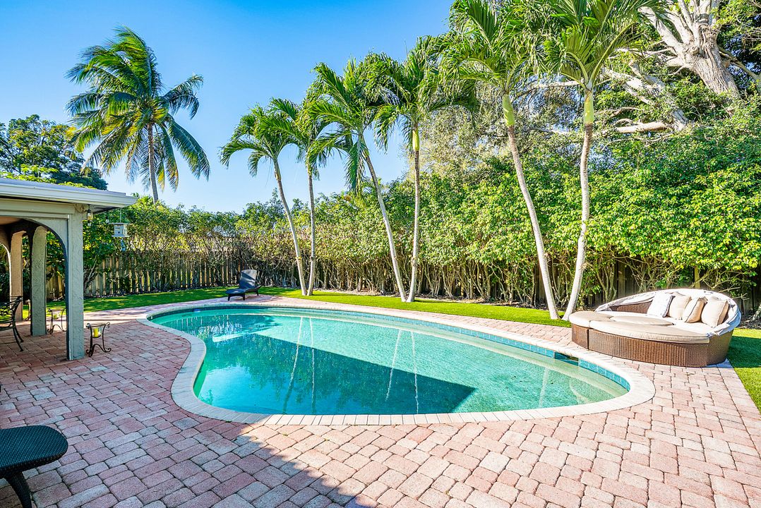 En Venta: $929,000 (3 camas, 2 baños, 1540 Pies cuadrados)