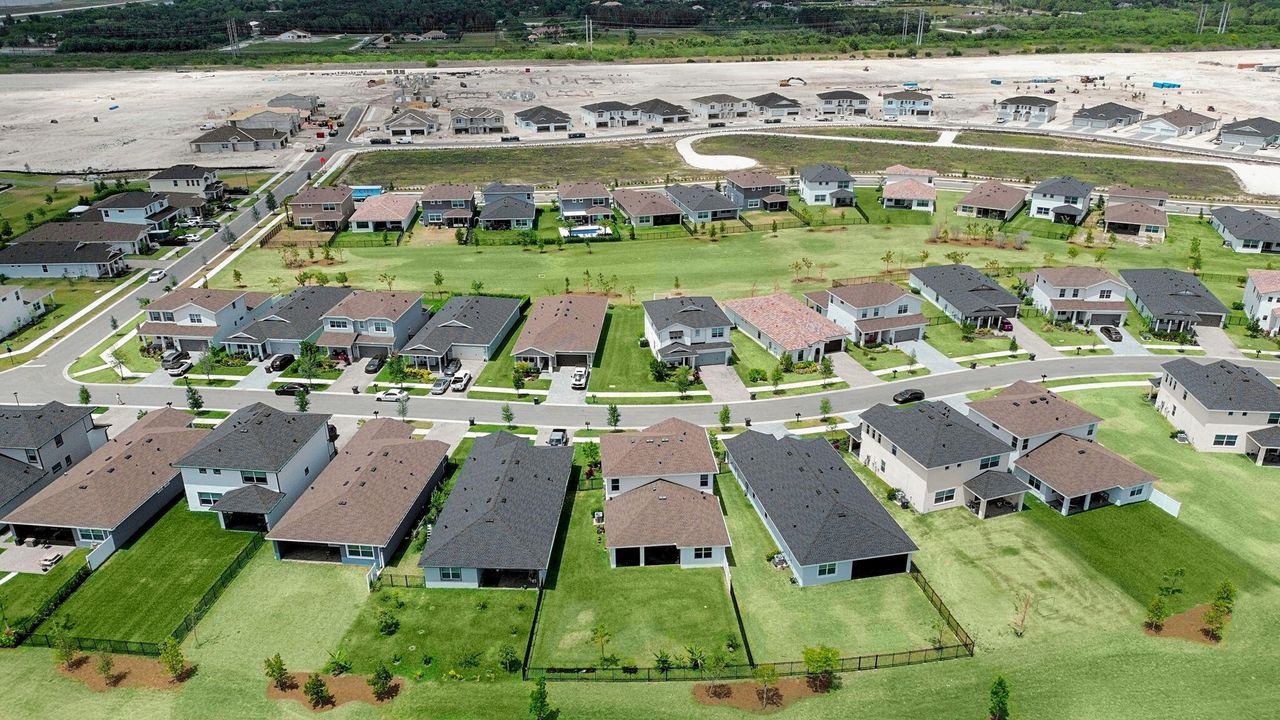 For Sale: $669,500 (5 beds, 3 baths, 2672 Square Feet)