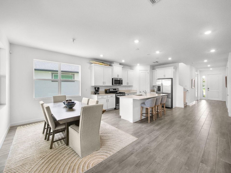 For Sale: $669,500 (5 beds, 3 baths, 2672 Square Feet)