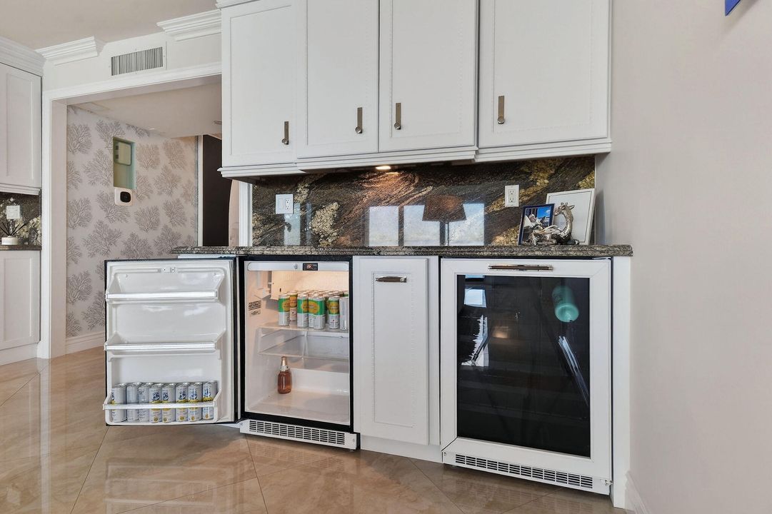 En Venta: $1,799,000 (3 camas, 3 baños, 2454 Pies cuadrados)