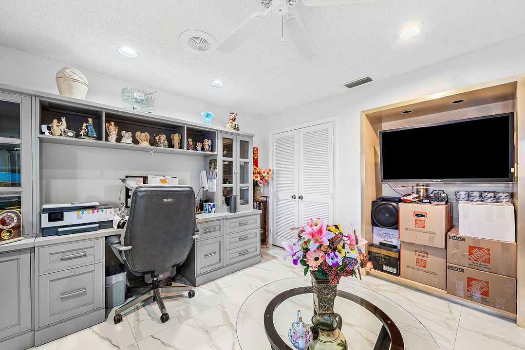 For Sale: $399,000 (3 beds, 2 baths, 2032 Square Feet)