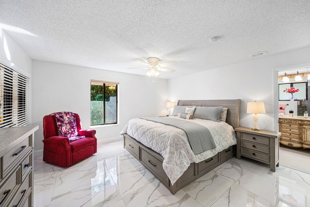 For Sale: $399,000 (3 beds, 2 baths, 2032 Square Feet)