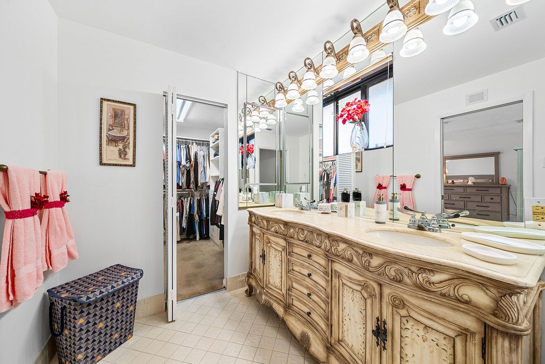 For Sale: $399,000 (3 beds, 2 baths, 2032 Square Feet)