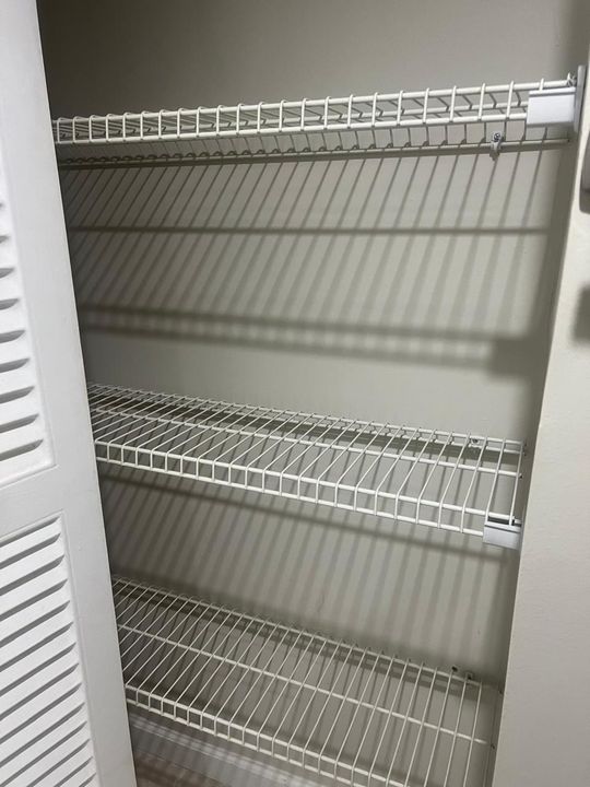 For Rent: $2,500 (3 beds, 2 baths, 1558 Square Feet)