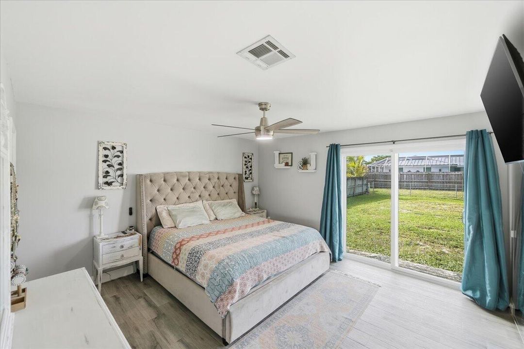 En Venta: $375,000 (3 camas, 2 baños, 1902 Pies cuadrados)