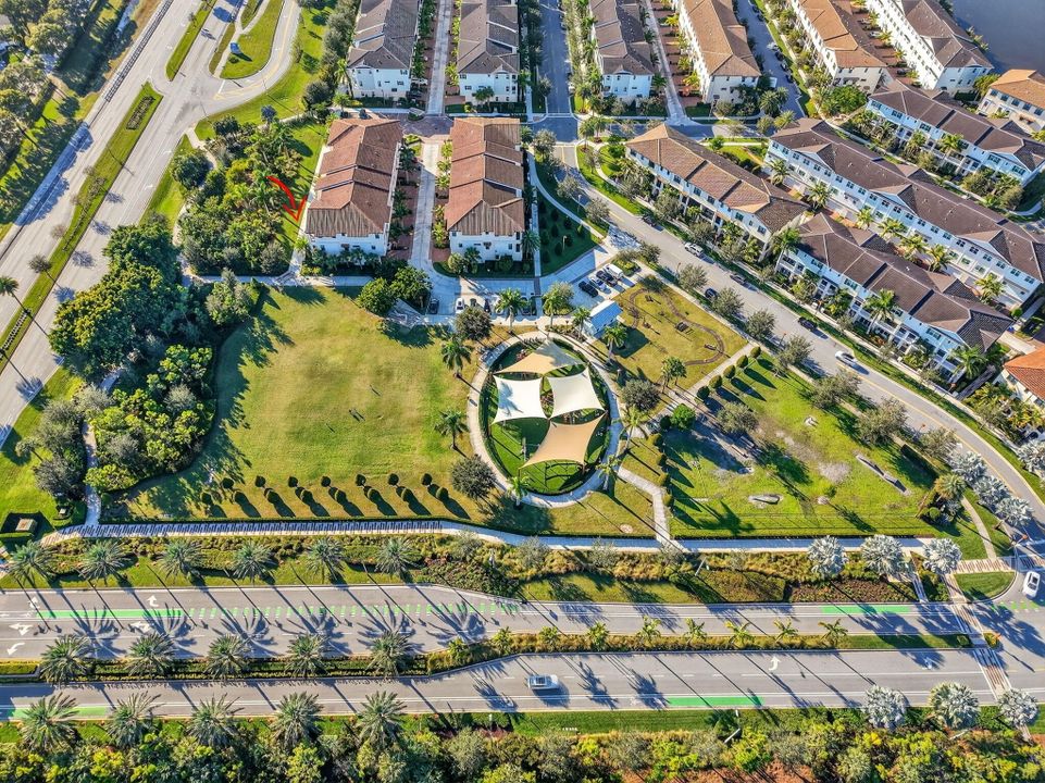 For Rent: $6,100 (4 beds, 3 baths, 2840 Square Feet)