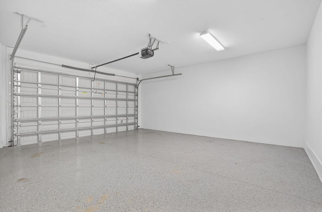 For Rent: $6,100 (4 beds, 3 baths, 2840 Square Feet)