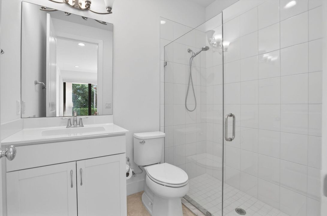 For Rent: $6,100 (4 beds, 3 baths, 2840 Square Feet)