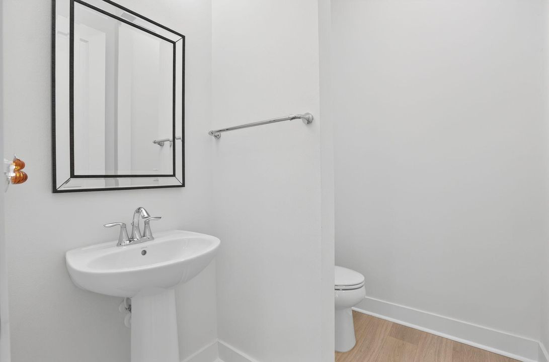 For Rent: $6,100 (4 beds, 3 baths, 2840 Square Feet)