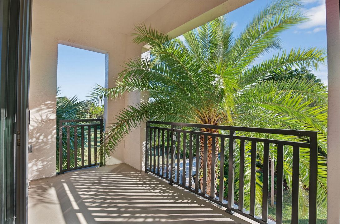 For Rent: $6,100 (4 beds, 3 baths, 2840 Square Feet)