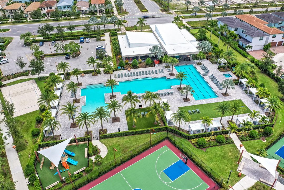 For Rent: $6,100 (4 beds, 3 baths, 2840 Square Feet)