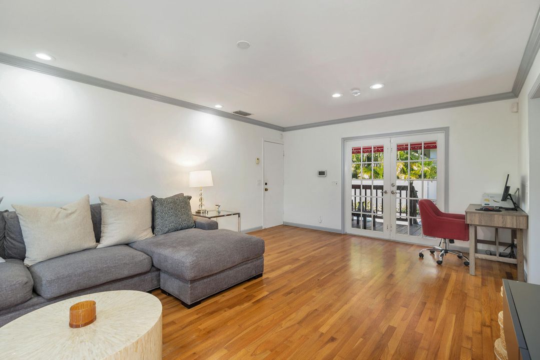 En Venta: $1,795,000 (3 camas, 2 baños, 1882 Pies cuadrados)